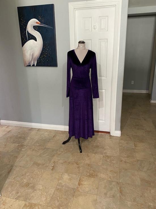 Amazon Dresses & Skirts - New Women XL Purple Velvet V-neck Stretchy Longsleeve Maxi Dress